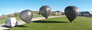3 solar balloons